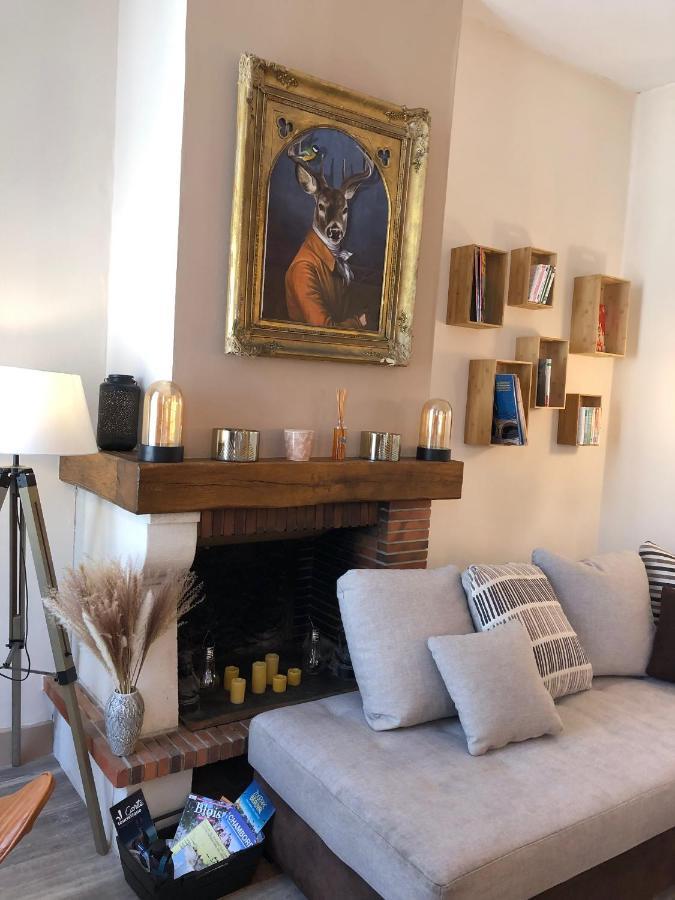 Cote Chateau - Grand Appartement Au Coeur De בלואה מראה חיצוני תמונה