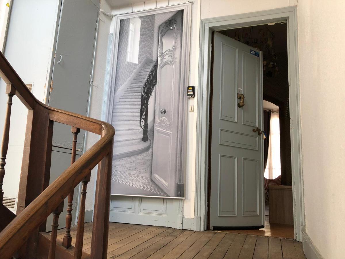 Cote Chateau - Grand Appartement Au Coeur De בלואה מראה חיצוני תמונה