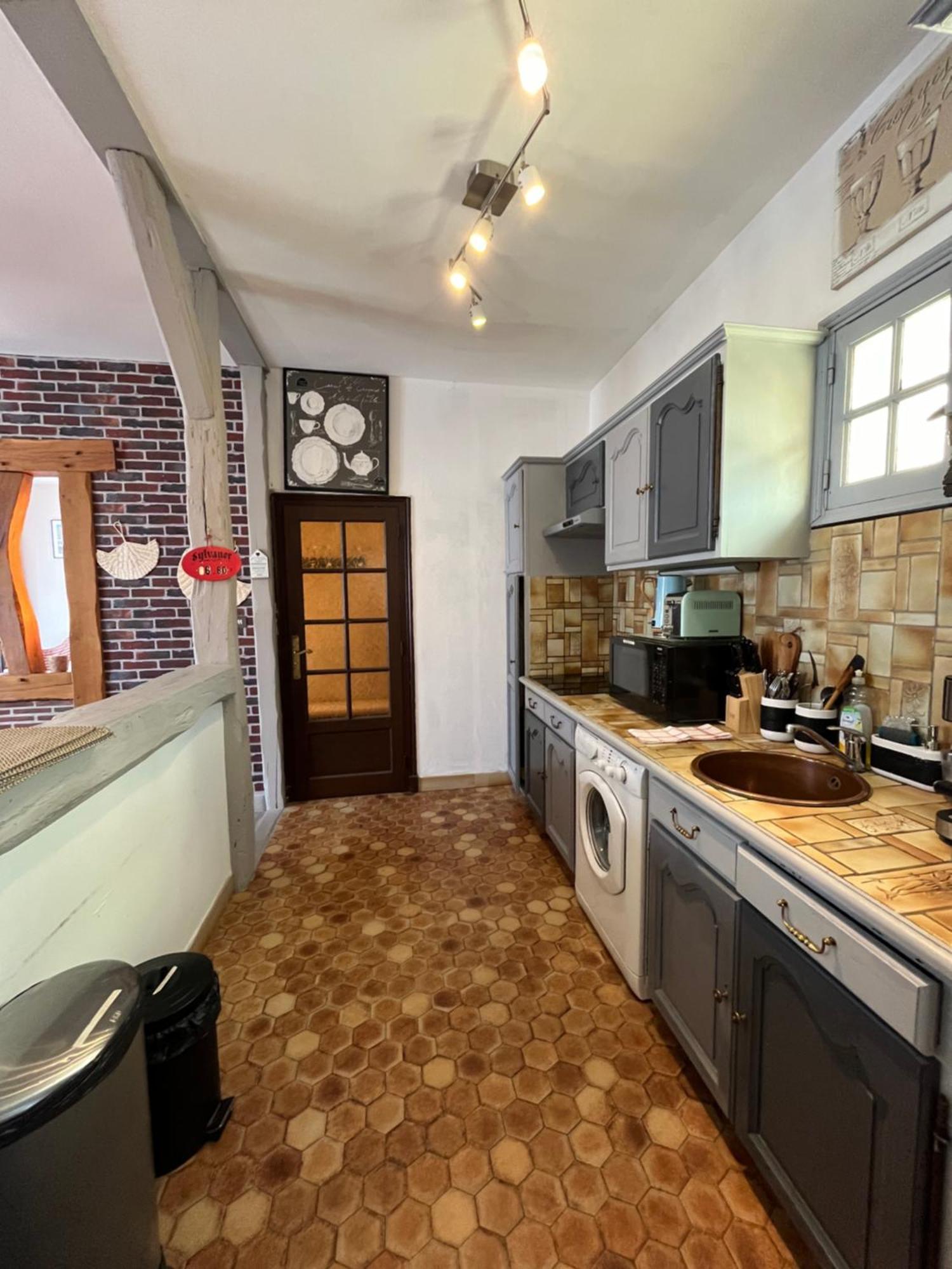 Cote Chateau - Grand Appartement Au Coeur De בלואה מראה חיצוני תמונה