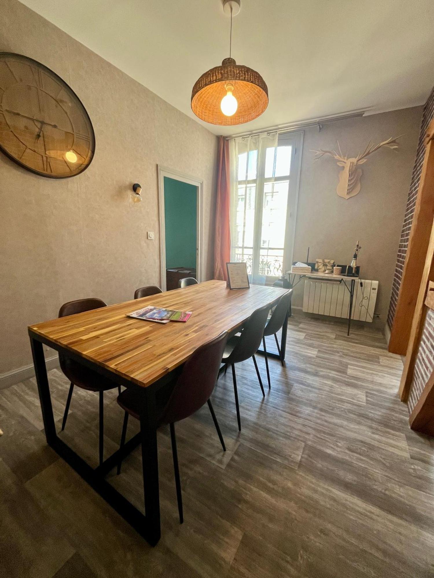 Cote Chateau - Grand Appartement Au Coeur De בלואה מראה חיצוני תמונה
