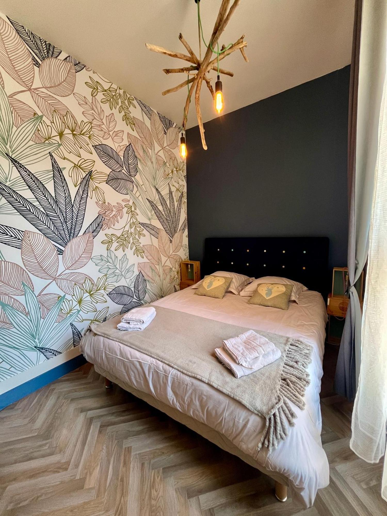 Cote Chateau - Grand Appartement Au Coeur De בלואה מראה חיצוני תמונה